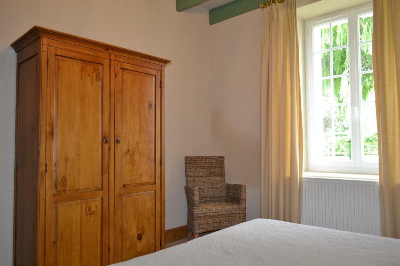 Bed and Breakfast Le Domaine Des Bois Mauzé-Thouarsais Exterior foto